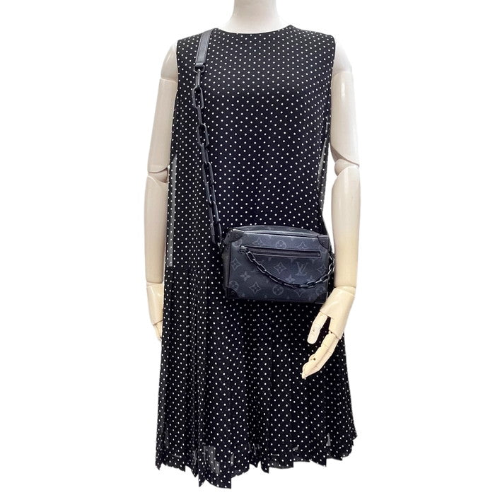 【LOUIS VUITTON/ルイ・ヴィトン】 モノグラムエクリプス M44735 ミニ ソフトトランク ショルダーバッグ ブラック  メンズ【中古】【真子質店】【GD】




【TYTS】