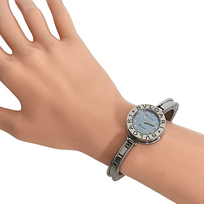 【BVLGARI/ブルガリ】 B-ZERO1/ビーゼロワン BZ22S  バングル Sサイズ 腕時計 ステンレススチール/ダイヤモンド12P  クオーツ ブルーシェル文字盤 レディース
【中古】【真子質店】【GD】




【MiID】