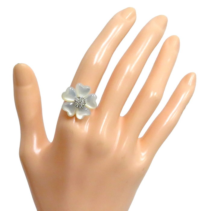 9号 フラワーモチーフ シェル ダイヤモンド 計0.23ct リング・指輪 