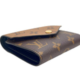 【LOUIS VUITTON/ルイ・ヴィトン】 ポルトフォイユ・ヴィクトリーヌ モノグラム M81557 NFCタグ 三つ折り財布 ユニセックス【中古】【真子質店】【BL】




【YMox】